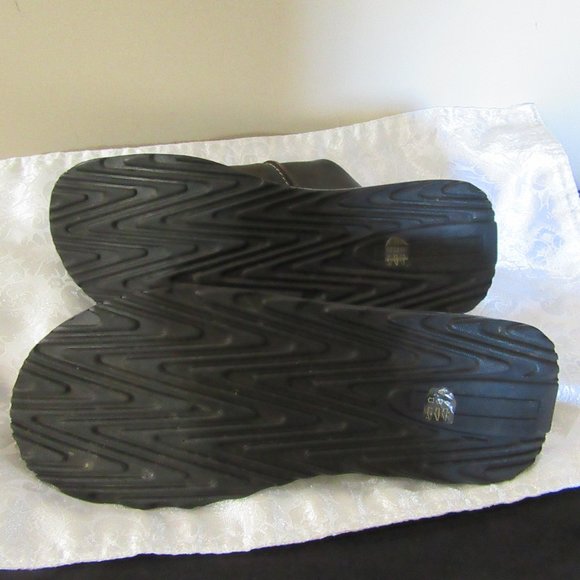 Men's Size 9M slip on Leather Sandal's NEVADA - Picture 4 of 8